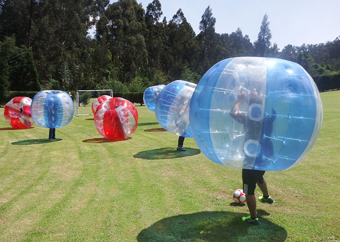 Futbol-burbuja-juegos--inflables-quito-8